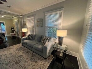 821 E de Leon St in Pensacola, FL - Building Photo - Building Photo