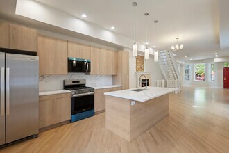 6505 S Woodlawn Ave in Chicago, IL - Building Photo - Building Photo