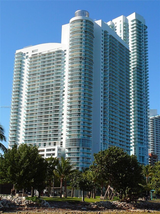 property at 1800 N Bayshore Dr