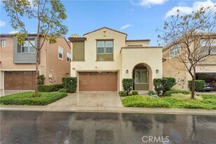 104 Turnstone in Irvine, CA - Building Photo