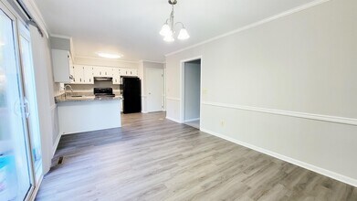 830 Larch Way in Salisbury, MD - Building Photo - Building Photo