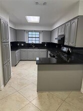 1009 Village Wood Ct in Arlington, TX - Building Photo - Building Photo