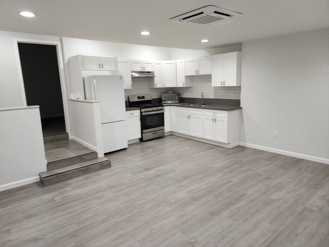 property at 8826 Wakefield Ave