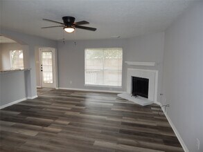 3030 Rainmont Ln in Katy, TX - Building Photo - Building Photo
