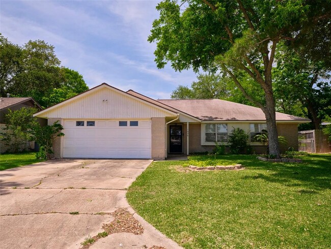 property at 1426 Mahlmann St