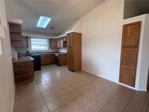 2739 Simms Ave in Kingman, AZ - Building Photo - Building Photo