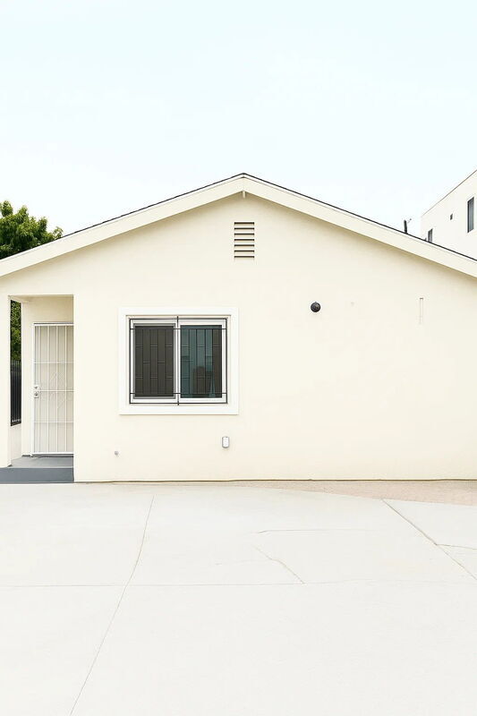 property at 1325 W 58th St