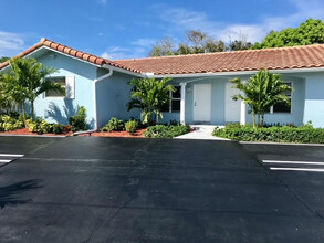 251 NW 4th Ave in Boca Raton, FL - Building Photo - Building Photo