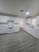 705 NW Euclid Ave in Lawton, OK - Building Photo - Building Photo