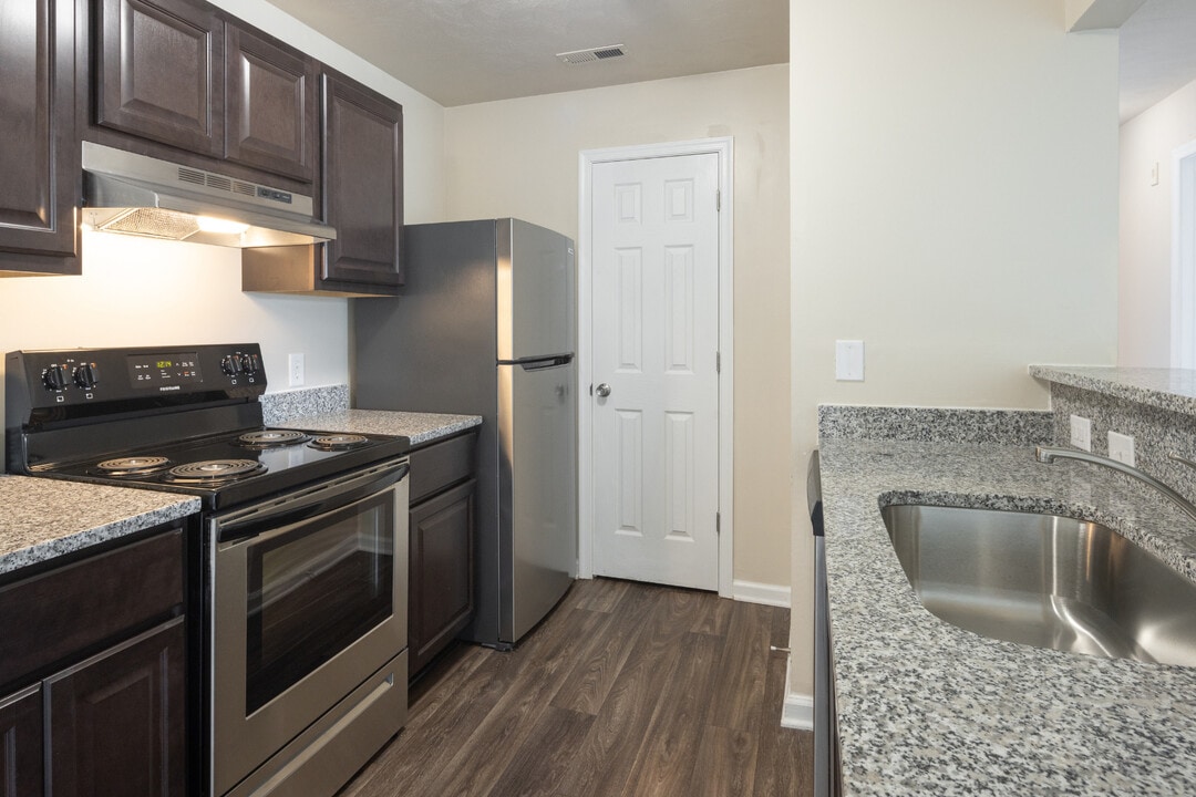 North Beach Apartments in Virginia Beach, VA - Building Photo
