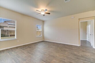 145 James Adkins Dr in Kyle, TX - Building Photo - Building Photo