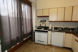 1358 W Barry Ave in Chicago, IL - Building Photo - Building Photo