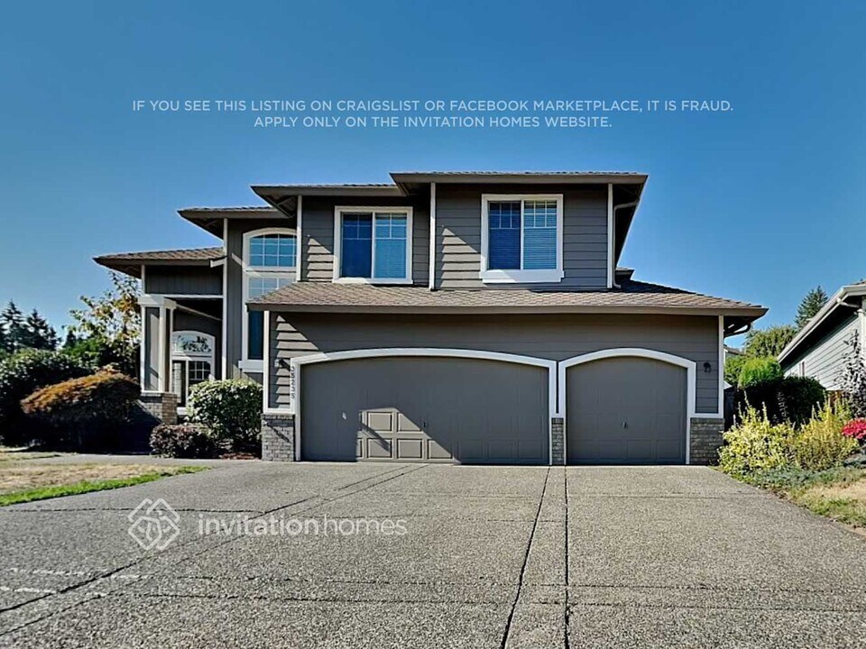 35235 6th Ave SW in Federal Way, WA - Building Photo