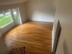 103 Wayne St in Jericho, NY - Building Photo - Building Photo