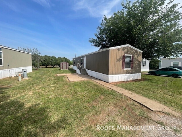 9 La Juana Cir in Wichita Falls, TX - Building Photo