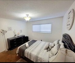 301 E 46th Ave, Unit 4 in Anchorage, AK - Building Photo