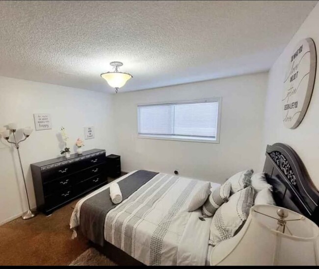 301 E 46th Ave, Unit 3