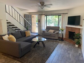 3555 Monair Dr in San Diego, CA - Foto de edificio - Building Photo