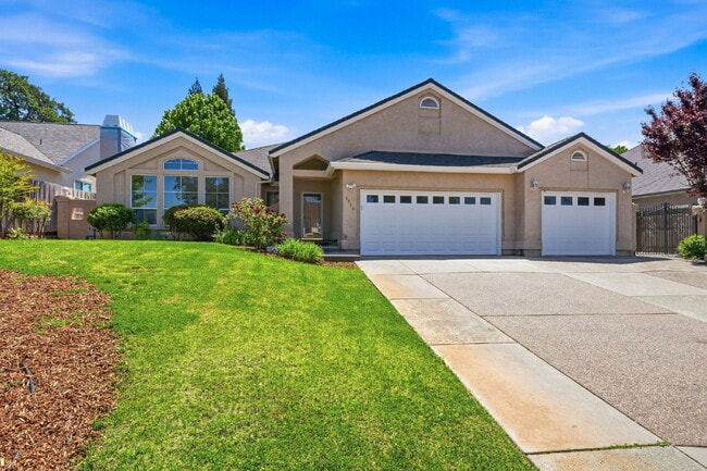 6245 Gold Hills Ct in Redding, CA - Building Photo - Building Photo