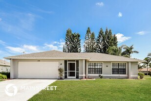 219 SE 20th St in Cape Coral, FL - Building Photo