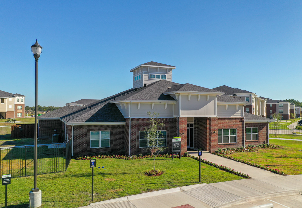 The Emli at Liberty Crossing in Wilmer, TX - Building Photo