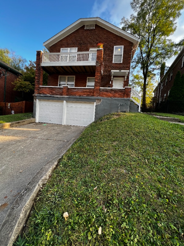 993 Cleveland Ave in Cincinnati, OH - Building Photo - Building Photo