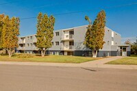 Valleyview Apartments photo'
