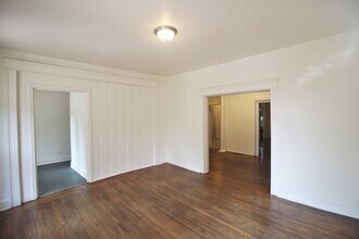 3212 N Calvert St in Baltimore, MD - Building Photo - Building Photo
