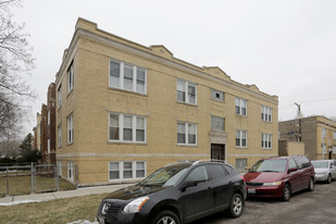 3004-3010 N Karlov Ave Apartments