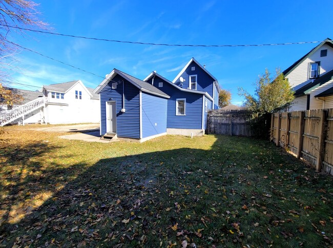 354 S River Ave in Holland, MI - Building Photo - Building Photo