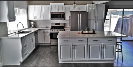 9358 Burning Tree Way in Santee, CA - Building Photo - Building Photo