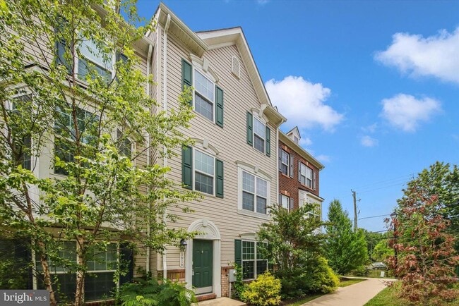 property at 1616 Wesbourne Dr