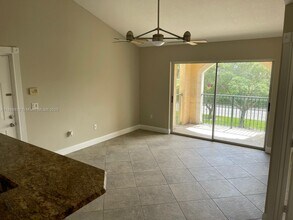 1727 Village Blvd in West Palm Beach, FL - Building Photo - Building Photo