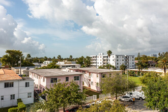 1120-1130 Marseille Dr in Miami Beach, FL - Building Photo - Building Photo