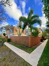 11584 Winchester Dr in Palm Beach Gardens, FL - Building Photo - Building Photo