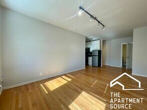 2838 W Palmer St, Unit 206 in Chicago, IL - Building Photo - Building Photo