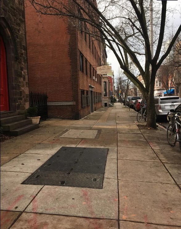 2220 Spruce St in Philadelphia, PA - Foto de edificio - Building Photo