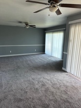 242 Dawn Ct in Kissimmee, FL - Building Photo - Building Photo