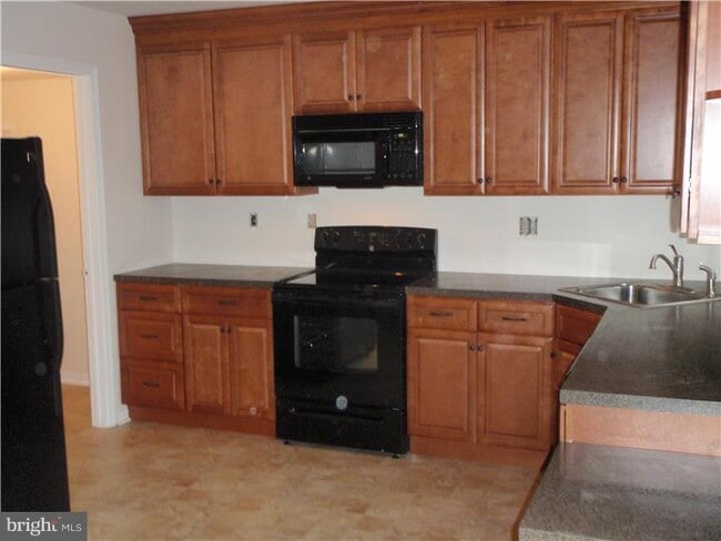 property at 404 Hopkins Ct