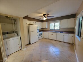 7752 Tamara Lee Ct in Ft. Myers, FL - Building Photo - Building Photo