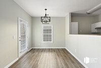 110 Whitton Ct photo'