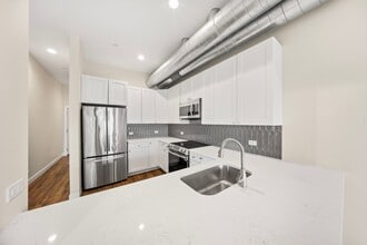 3727 Sunnyside Ave in Brookfield, IL - Building Photo - Building Photo