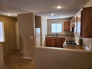3352 Fico Ave in Las Vegas, NV - Building Photo - Building Photo