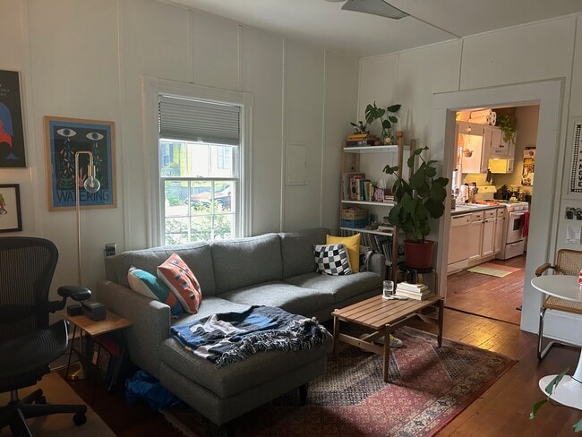 627 Tennelle St SE in Atlanta, GA - Foto de edificio - Building Photo