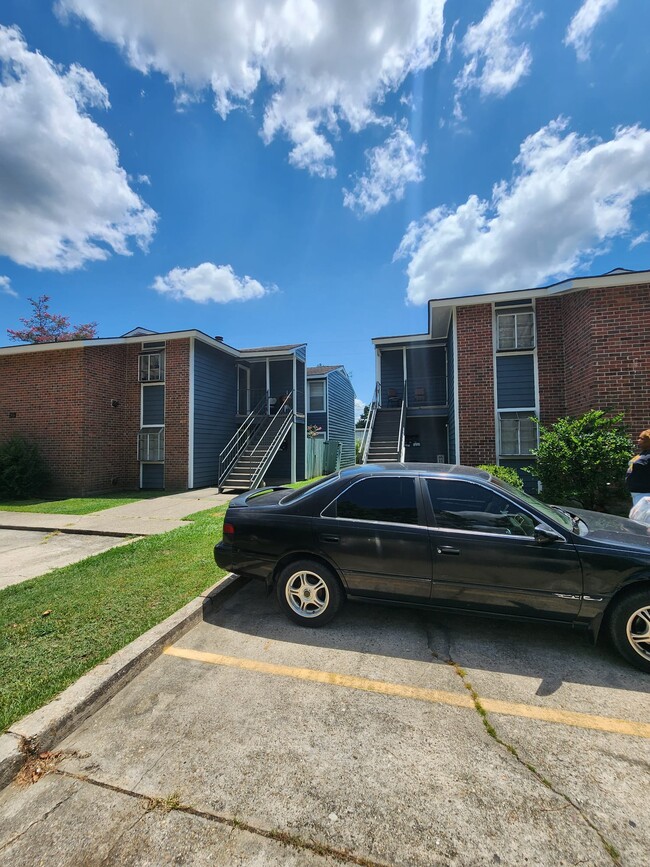 7816 Bles Ave, Unit C