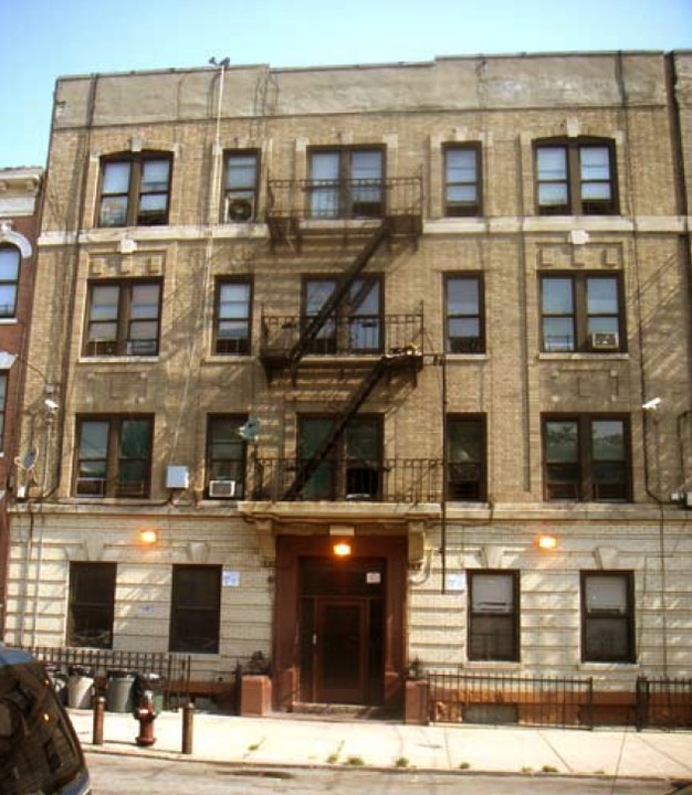 1935 Bergen St in Brooklyn, NY - Building Photo