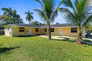 4610 Hairland Dr in West Palm Beach, FL - Building Photo