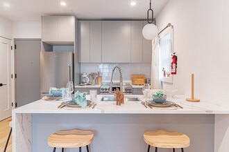 1255 Decatur St in Brooklyn, NY - Foto de edificio - Building Photo