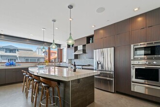 1214 Cornwall Ln in Ventura, CA - Building Photo - Building Photo