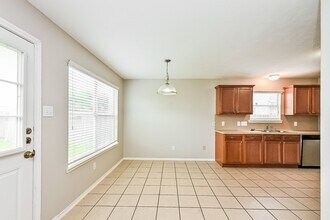 4435 Sprangletop Ave in Baytown, TX - Building Photo - Building Photo